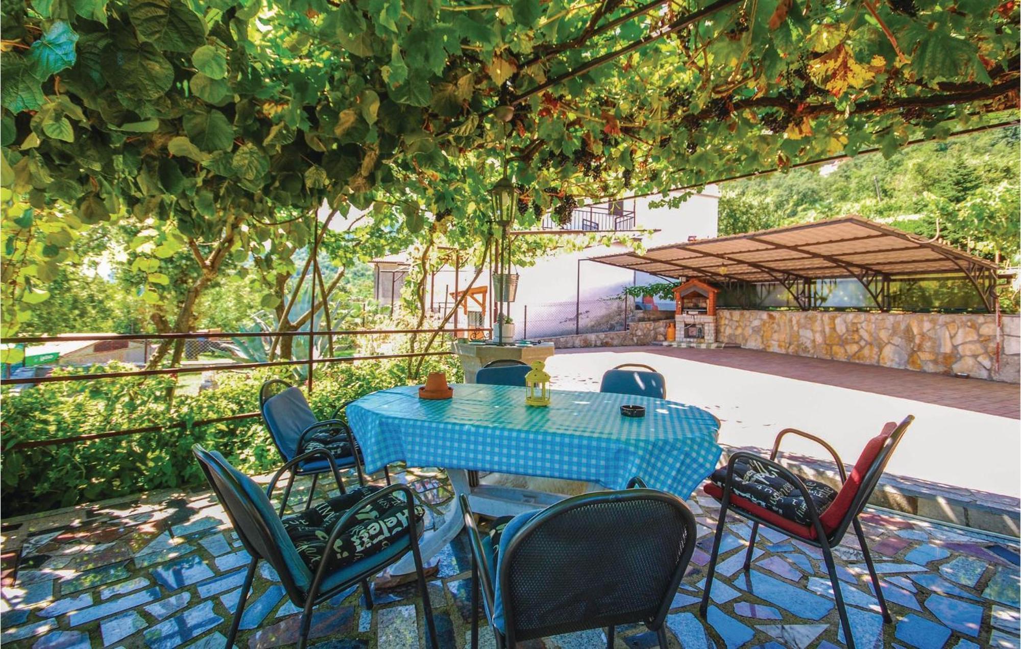Beautiful Apartment In Lovran With Wifi 외부 사진
